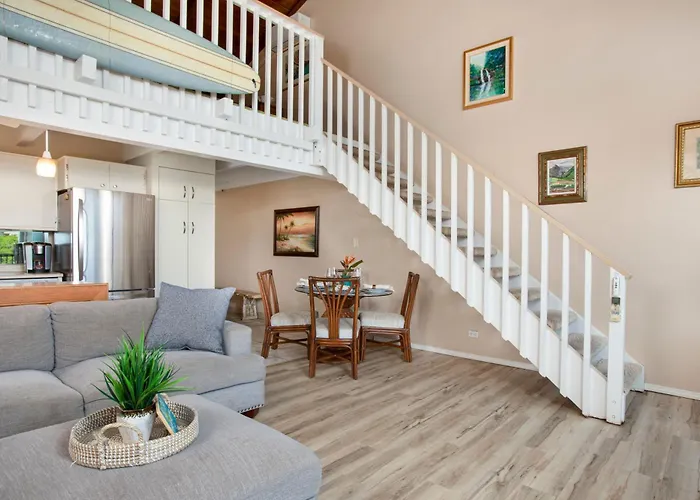 Charming Loft 2Br With Free Parking & Near Beach!