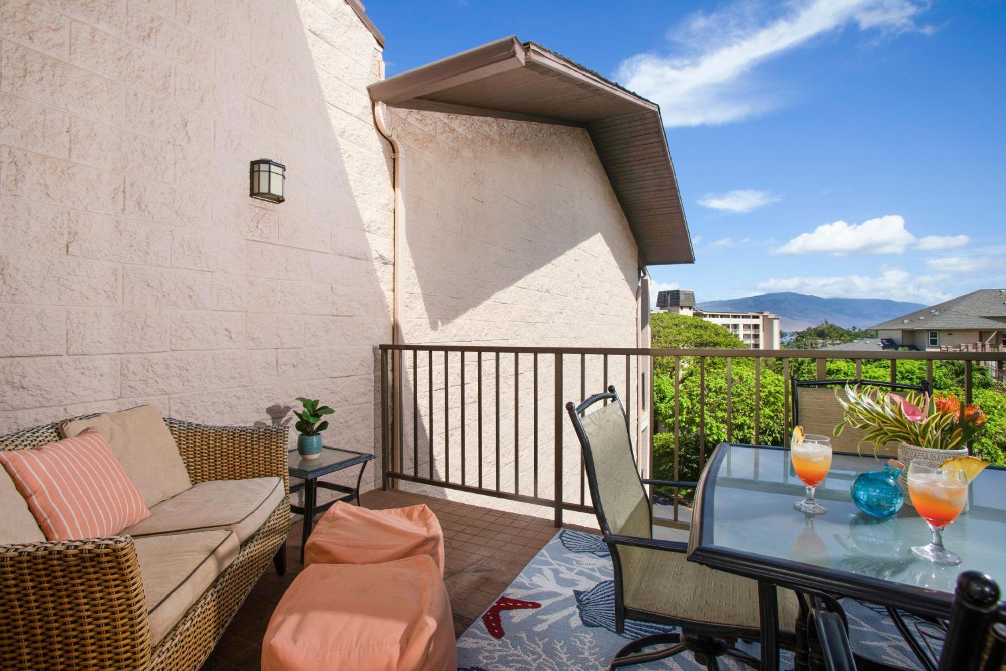 Charming Loft 2br With Free Parking & Near Beach!